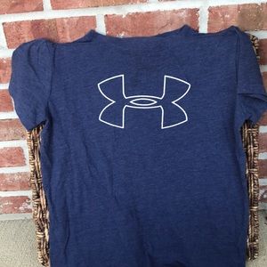 Women’s under armour tee